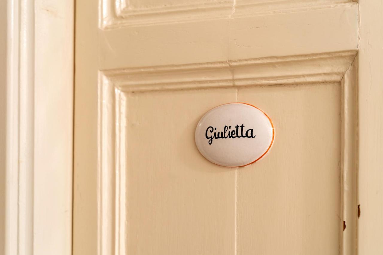 La Casa Di Oliva Apartment Macerata Bagian luar foto